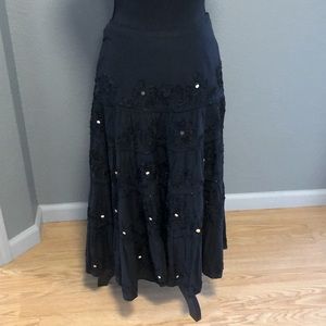Black sequenced skirt